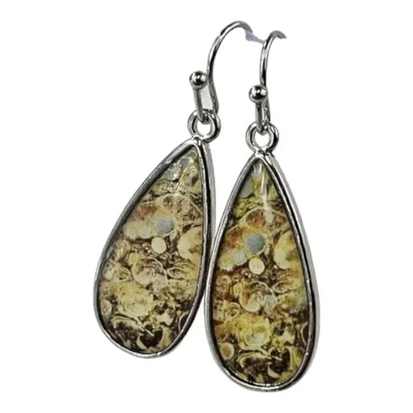 Molten Earth Women’s Small Delicate Earring Set 19 - Picture 1 of 7
